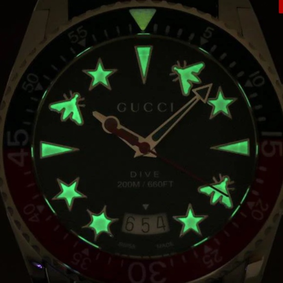 GUCCI Iconic Dive Watch - Picture 8 of 11